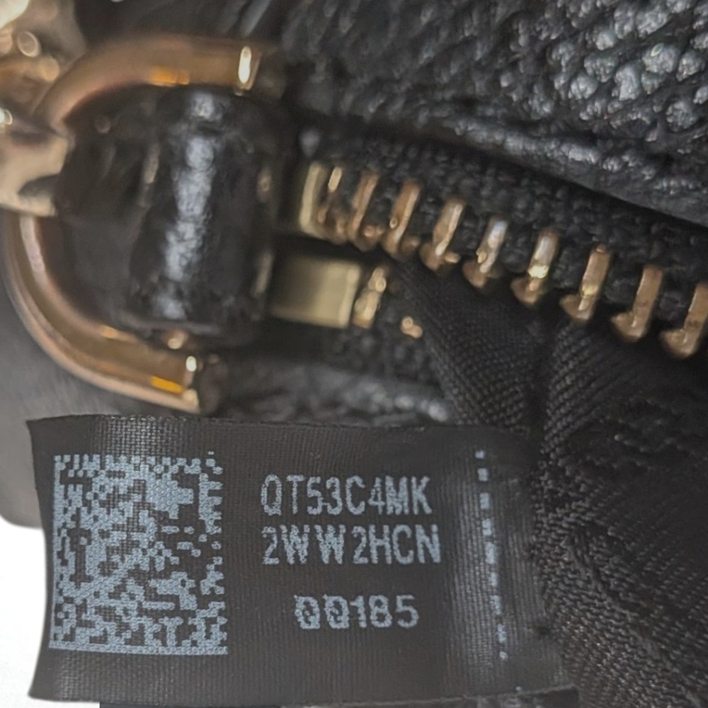 Michael Kors Ginny Crossbody Camera Bag in Black Pebbled Leather Jet Set Bag - Picture 16 of 16